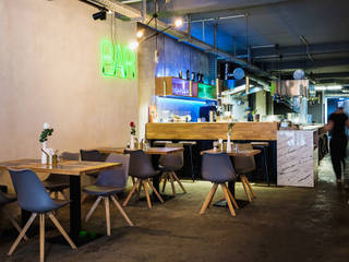 Meat me - Bar & Restaurant , mihome mihome Comedores de estilo industrial