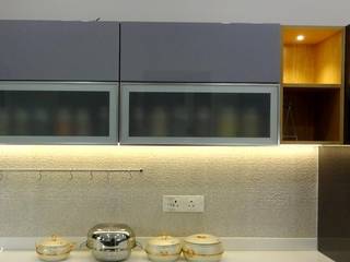 Kitchen at Rampur | Uttar Pradesh, Studio Square Design Co. Studio Square Design Co. Moderne keukens