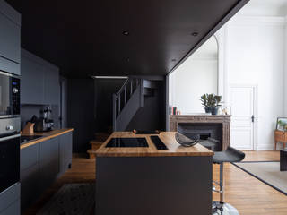 Appartement rue de Bellechasse 75007 Paris, Philippe Conzade Philippe Conzade Built-in kitchens