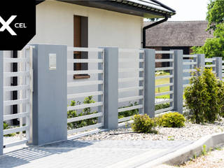 Hello Sunshine. Lekkie ogrodzenie aluminiowe, XCEL Fence XCEL Fence สวนหน้าบ้าน