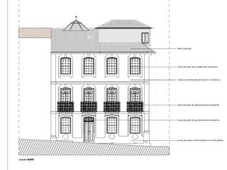 Projecto de Arquitetura de reabilitação de prédio no Centro Histórico de Guimarães, R&U ATELIER LDA R&U ATELIER LDA Rumah keluarga besar