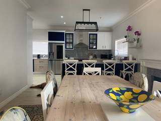 Renovation of a Parkview home , CS DESIGN CS DESIGN Built-in kitchens MDF White