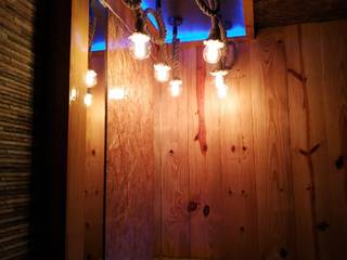 Handmade ceiling lights for bar counter, Sanjhbati Sanjhbati Modern kitchen Wood Wood effect