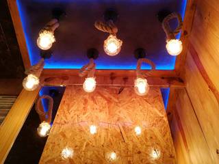 Handmade ceiling lights for bar counter, Sanjhbati Sanjhbati مطبخ خشب Wood effect