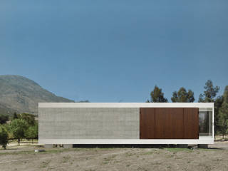 CASA CON TRE PATII, Altro_Studio Altro_Studio Prefabricated home