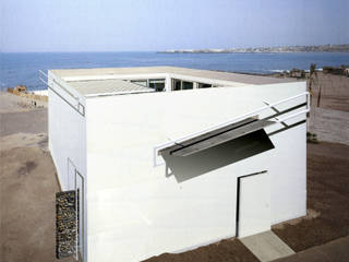 CASA A CORTE , Altro_Studio Altro_Studio Casas unifamilares