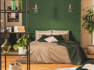 2BHK Project Juhu, Rebel Designs Rebel Designs Small bedroom Plywood Multicolored
