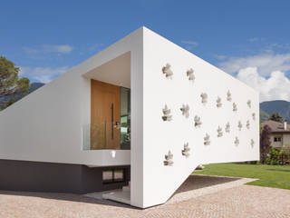 monovolume architecture + design Casas unifamiliares Caliza Blanco