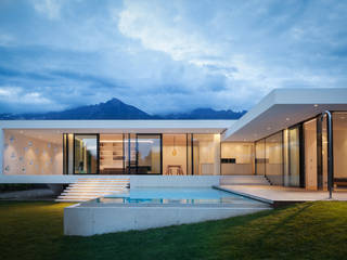 monovolume architecture + design Casas unifamiliares Concreto reforzado Blanco
