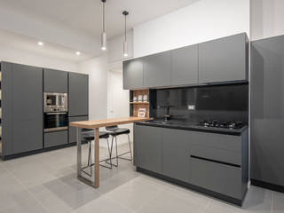 Ristrutturazione di 68 mq a Napoli: Appartamento elegante e Funzionale, Facile Ristrutturare Facile Ristrutturare Modern style kitchen