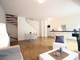 Maisonettewohnung südlich von Wien, firstlook Homestaging & Redesin firstlook Homestaging & Redesin غرفة المعيشة