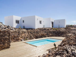 Vivienda con piscina, TZ-Arquitectura TZ-Arquitectura Buitenzwembad