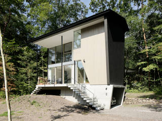 062m-houe in 軽井沢, atelier137 ARCHITECTURAL DESIGN OFFICE atelier137 ARCHITECTURAL DESIGN OFFICE Wooden houses Black