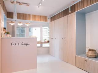 S.Lo Studio Minimalist offices & stores Plywood Pink