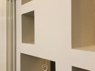 Piccola parete attrezzata , Laura Marini Architetto Laura Marini Architetto Moderne Wohnzimmer Weiß