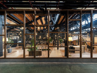 CROSS PARK, HAMADA DESIGN HAMADA DESIGN Commercial spaces Wood Wood effect