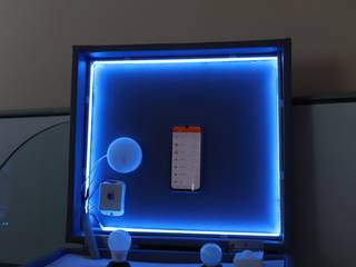 Smart Touch Panel, Vr4you Vr4you Dormitorios de estilo moderno Vidrio