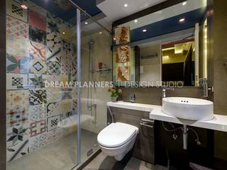 Residential Interior Mumbai, Dreamplanners Dreamplanners Rustic style bathroom Tiles