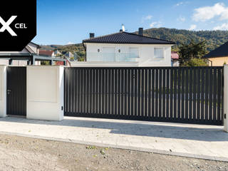 Haiku. Pionowe ogrodzenie aluminiowe w kolorze czarnym, XCEL Fence XCEL Fence Jardines de estilo moderno