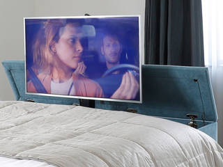 Boxspring met TV lift, De Suite De Suite Camera da letto in stile scandinavo