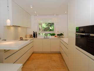 Renovierung Penthouse Wohnung, Silja Zissler - Interior Design Silja Zissler - Interior Design Built-in kitchens