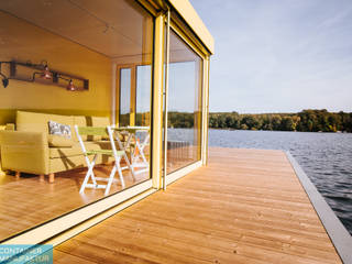 Der schwimmende Container , Container Manufaktur Berlin Container Manufaktur Berlin Minimalist dining room