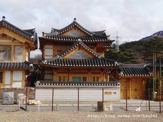 한옥주택1, 건축사사무소 한세움 건축사사무소 한세움 Wooden houses