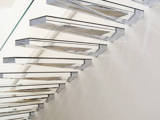 Space Diamond, Siller Treppen/Stairs/Scale Siller Treppen/Stairs/Scale Escaleras Vidrio