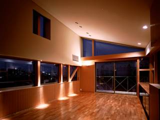 広場の家, 西島正樹／プライム一級建築士事務所 西島正樹／プライム一級建築士事務所 Modern living room Wood Wood effect