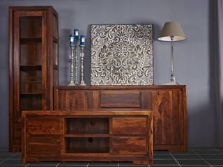 Komoda RTV z kolekcji GENTLE , GREYWOOD SALON MEBLOWY GREYWOOD SALON MEBLOWY Modern living room Wood Wood effect