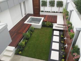Moderner Innenhof mit Wirlpool , Neues Gartendesign by Wentzel Neues Gartendesign by Wentzel Taman Modern