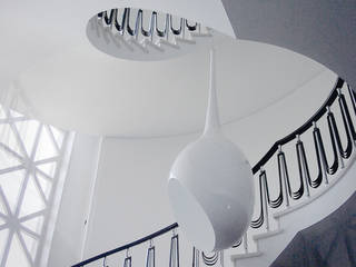 DROP lamp, Mordomias Mordomias Ingresso, Corridoio & Scale in stile moderno
