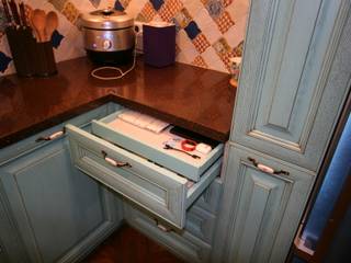 Кухня по индивидуальным размерам, ИП Королев ИП Королев Classic style kitchen Wood Wood effect