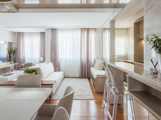 NM NUNES MACHADO, W4 ARQUITETURA W4 ARQUITETURA Classic style living room