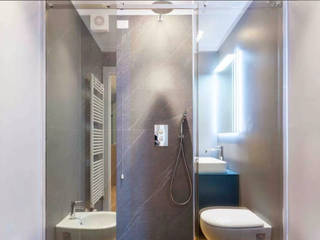 CASA BM | LA SPEZIA (SP), LM PROGETTI LM PROGETTI Ванная комната в стиле минимализм