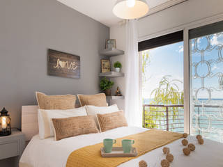 Decoración Integral piso turístico Costa Dorada, Lala Decor HomeStaging & Reformas Integrales de pisos Lala Decor HomeStaging & Reformas Integrales de pisos Mediterrane Schlafzimmer