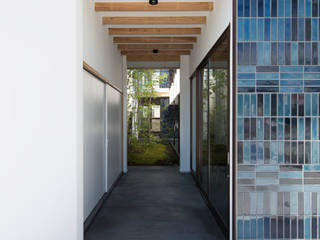 あいいろの家, TRANSTYLE architects TRANSTYLE architects Jardines frontales