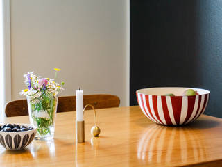 TOWNHOUSE OSLO, THE INNER HOUSE THE INNER HOUSE Scandinavian style dining room
