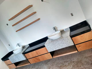 LOMAS DE COCOYOC , Illimité Illimité Minimalist style bathroom Granite