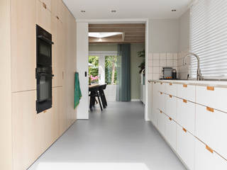 interieur ontwerp voor eco woning Den Bosch, PURE styling PURE styling وحدات مطبخ خشب Wood effect