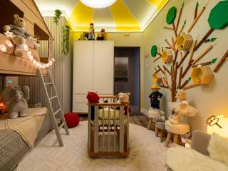 Quarto Meu Mundo Mágico, Lúcia Vale Arquitetura e Interiores Lúcia Vale Arquitetura e Interiores Baby room Wood Wood effect