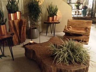 Praça dos Amigos Mostra Morar Mais Por Menos, Lúcia Vale Arquitetura e Interiores Lúcia Vale Arquitetura e Interiores Patios & Decks Solid Wood Multicolored