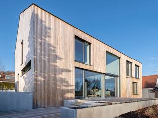 Holzhaus in Heideck, Jenohr + Mezger Jenohr + Mezger Wooden houses Wood Wood effect