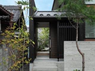 水口の家, HEARTH ARCHITECTS/ハース建築設計事務所 HEARTH ARCHITECTS/ハース建築設計事務所 Modern home