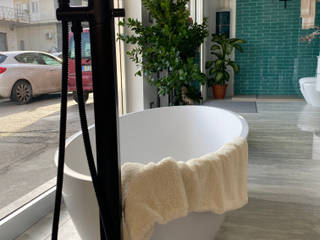 ambientazione bagno moderno, F.lli Granato s.r.l. F.lli Granato s.r.l. Ванная комната в стиле модерн Металл