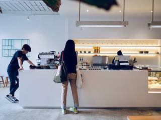 Sawo Coffee, Oi Architect Oi Architect Commercial spaces