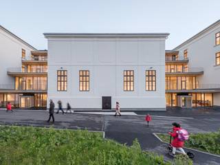 Subtrahieren, addieren, drehen - VS und NMS unter Denkmalschutz in Leoben, Franz&Sue Franz&Sue Minimalist houses