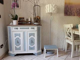 Trasforma i tuoi mobili vecchiotti in stile shabby! , Mobili a Colori Mobili a Colori Built-in kitchens Wood White