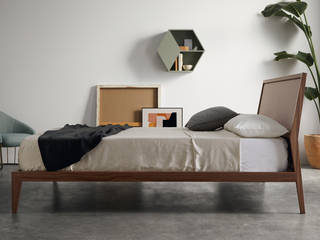 NOX _ изголовье SOUL, MOBENIA® MOBENIA® Dormitorios minimalistas Textil Ámbar/Dorado