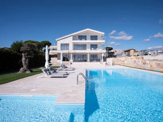 Villa P+A, Sebastiano Canzano Architects Sebastiano Canzano Architects Pool